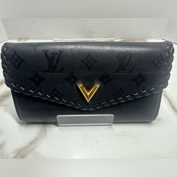 Authentic Louis Vuitton Cuir Plume Very Black Long Wallet W/ COA - Picture 7 of 13
